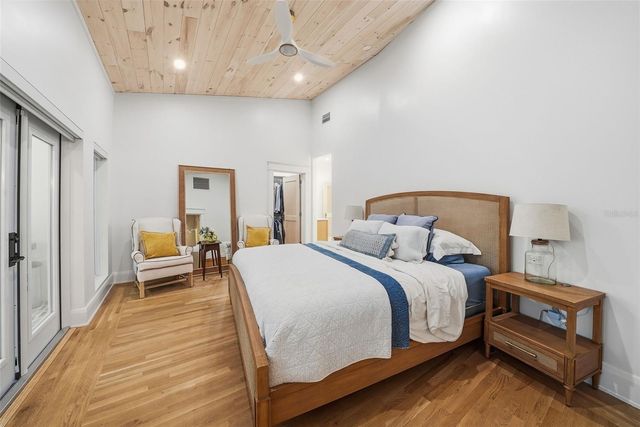 344 W RIO VISTA COURT, Tampa, FL 33604