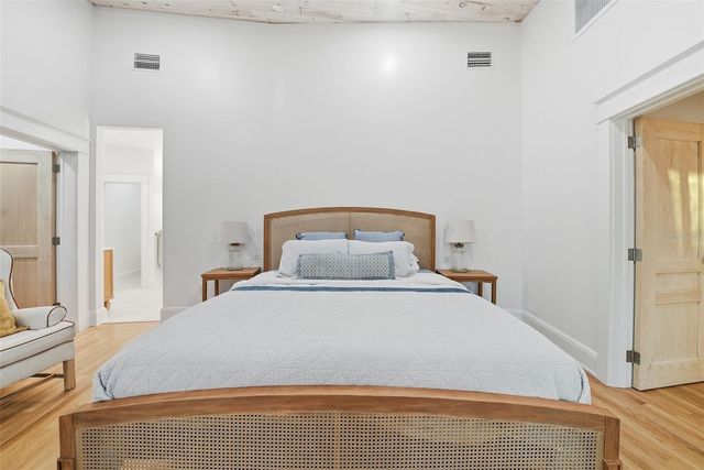 344 W RIO VISTA COURT, Tampa, FL 33604