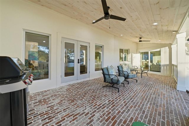 344 W RIO VISTA COURT, Tampa, FL 33604