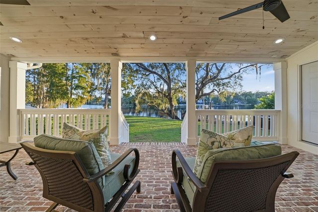 344 W RIO VISTA COURT, Tampa, FL 33604