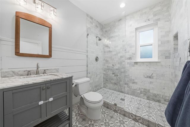 344 W RIO VISTA COURT, Tampa, FL 33604