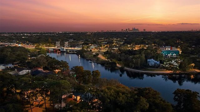 344 W RIO VISTA COURT, Tampa, FL 33604