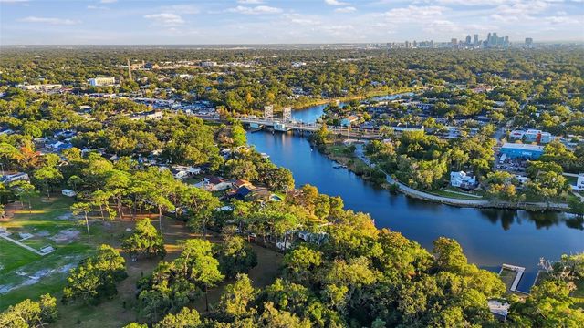 344 W RIO VISTA COURT, Tampa, FL 33604