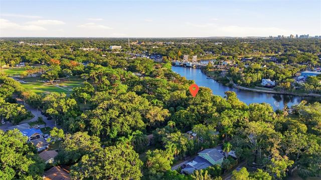 344 W RIO VISTA COURT, Tampa, FL 33604