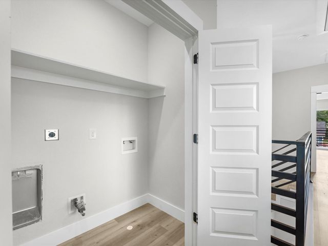 991 South Lane, Houston, TX 77088