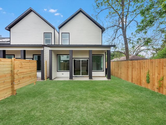 991 South Lane, Houston, TX 77088