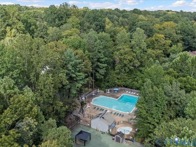 9214 Groundhog Dr, Chesterfield, VA 23235