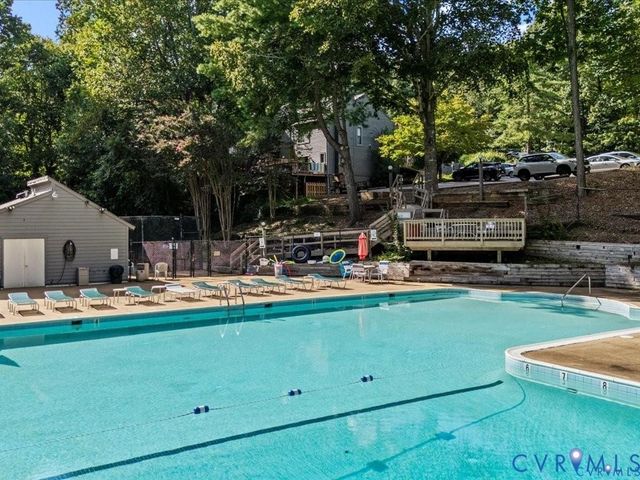 9214 Groundhog Dr, Chesterfield, VA 23235