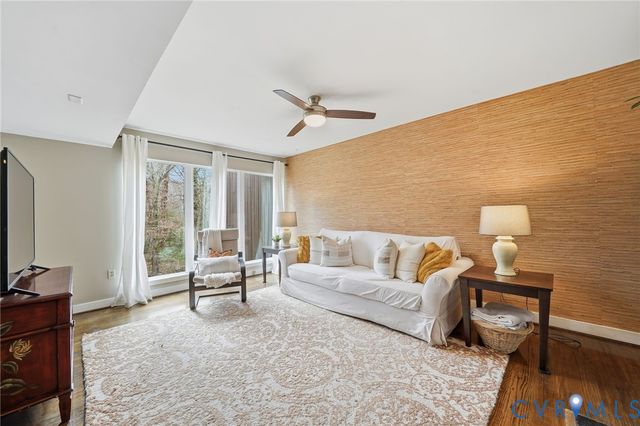 9214 Groundhog Dr, Chesterfield, VA 23235