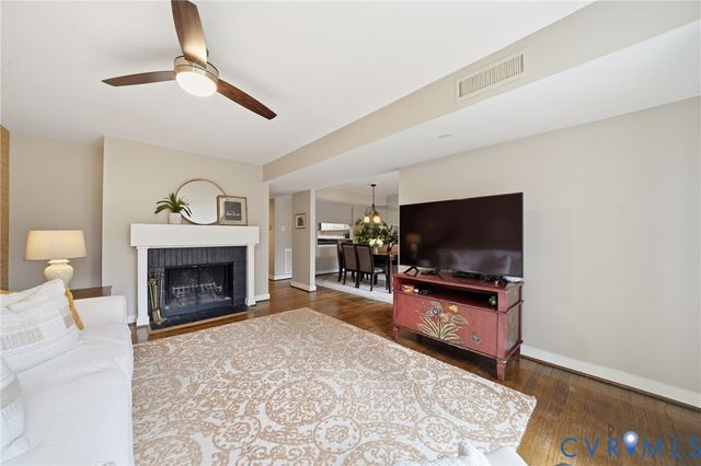 9214 Groundhog Dr, Chesterfield, VA 23235