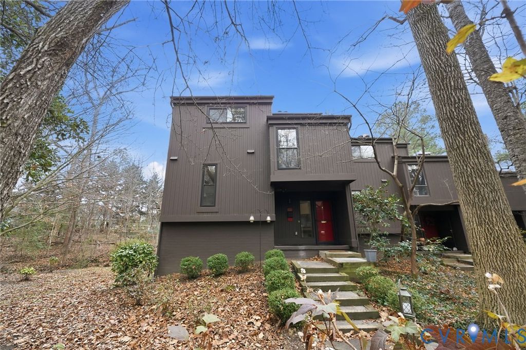 9214 Groundhog Dr, Chesterfield, VA 23235