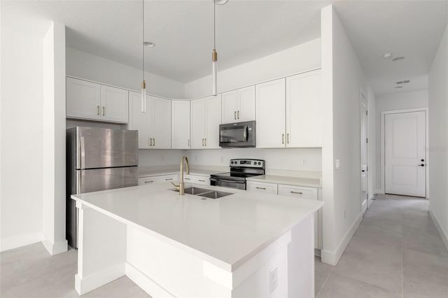 618 N DUSS STREET 1, New Smyrna Beach, FL 32168