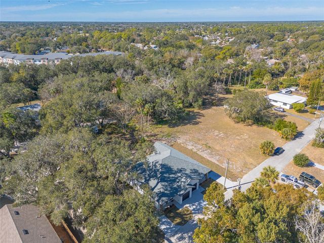 618 N DUSS STREET 1, New Smyrna Beach, FL 32168