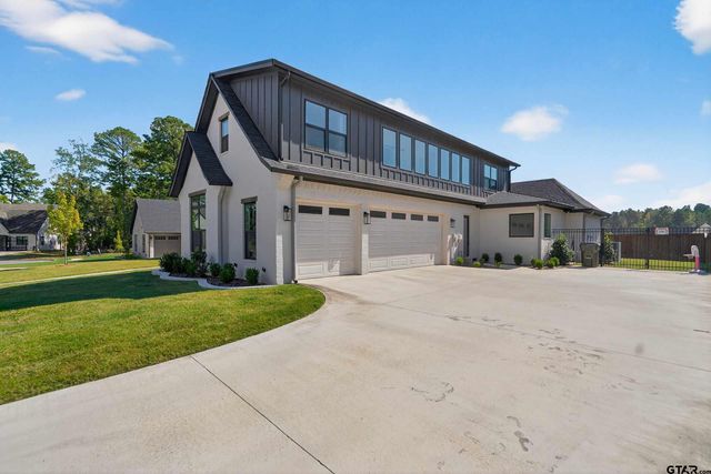 1572 Maple Circle, Tyler, TX 75703