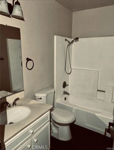 5640 Riverside Dr, Chino, CA 91710