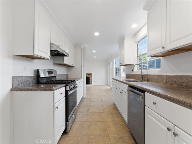 1621 Pisco Lane, Oxnard, CA 93035