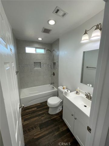 13210 Raven, Sylmar, CA 91342