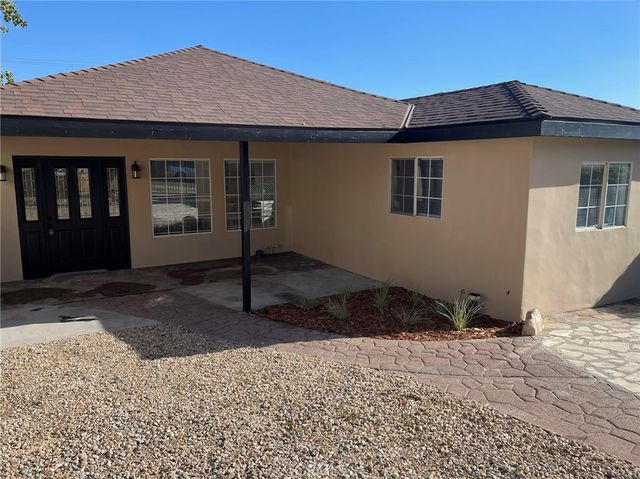 13210 Raven, Sylmar, CA 91342