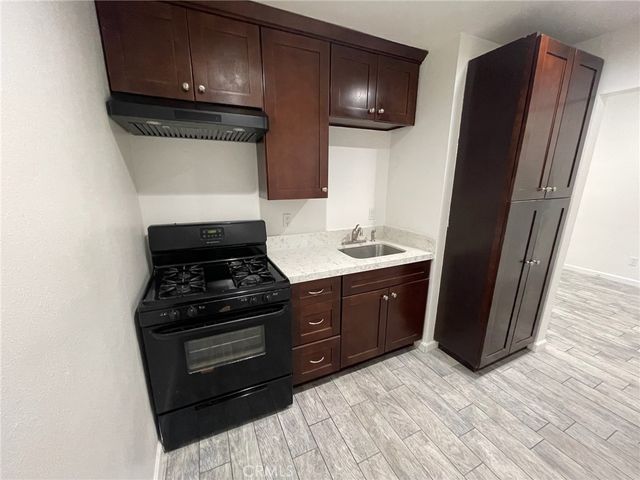 13210 Raven, Sylmar, CA 91342