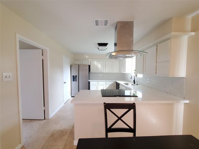 2810 Arrowhead Drive, Sugar Land, TX 77479