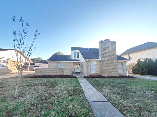 2810 Arrowhead Drive, Sugar Land, TX 77479