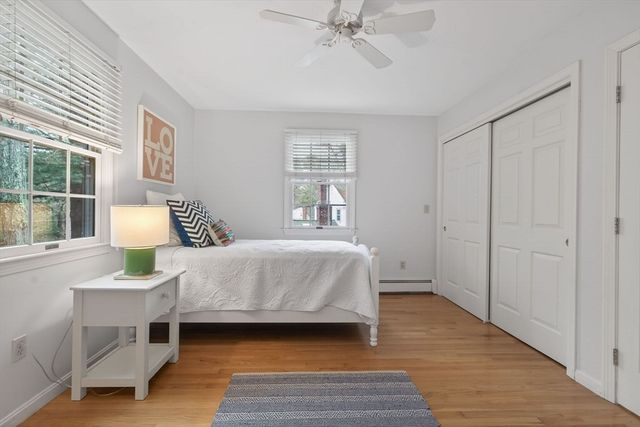 7 Oakdale Ave, Wellesley, MA 02482