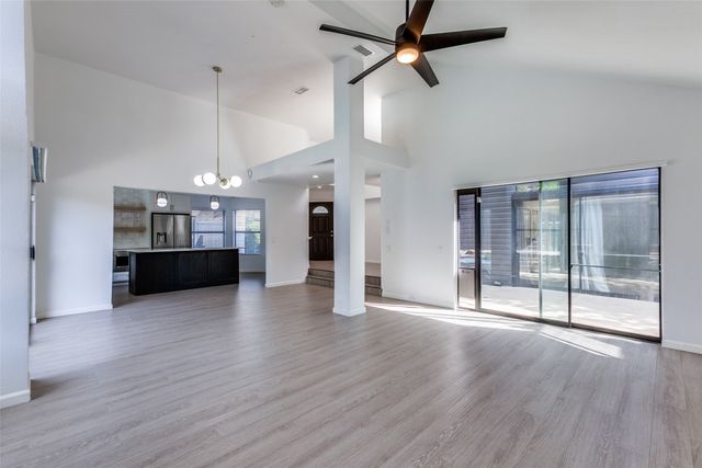 4111 Rush Circle, Addison, TX 75001