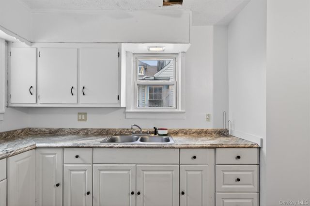 29 Lafayette Avenue, Middletown, NY 10940