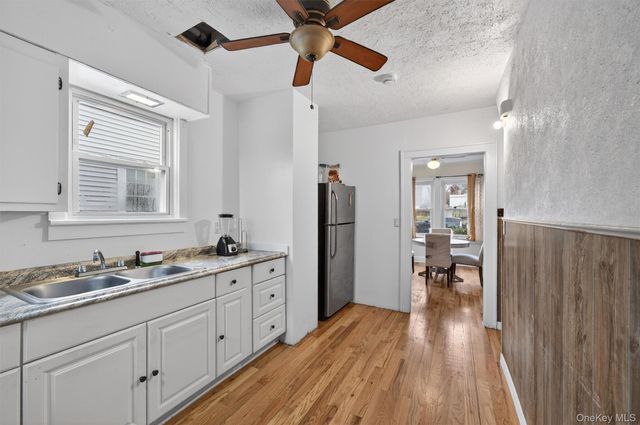 29 Lafayette Avenue, Middletown, NY 10940