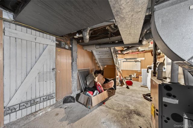 29 Lafayette Avenue, Middletown, NY 10940