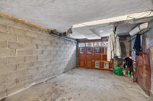 29 Lafayette Avenue, Middletown, NY 10940