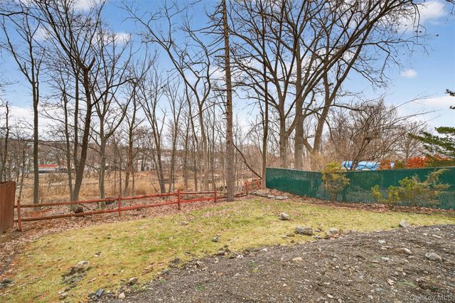 29 Lafayette Avenue, Middletown, NY 10940