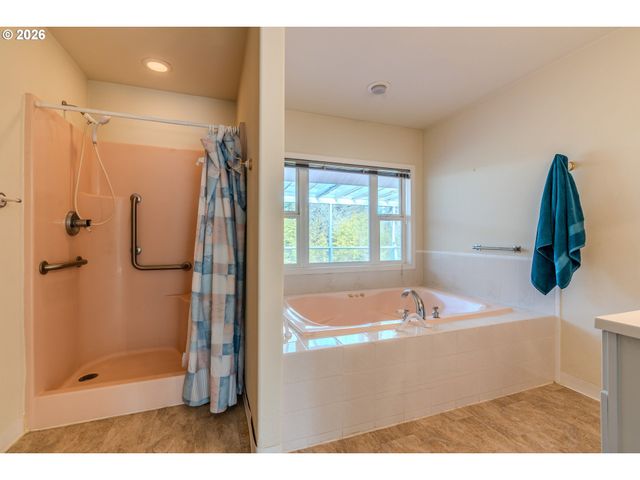 18183 Se RICHEY Rd, Gresham, OR 97080