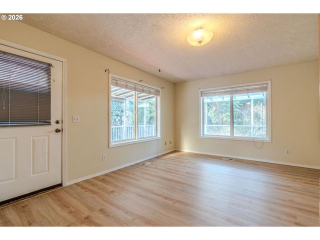 18183 Se RICHEY Rd, Gresham, OR 97080