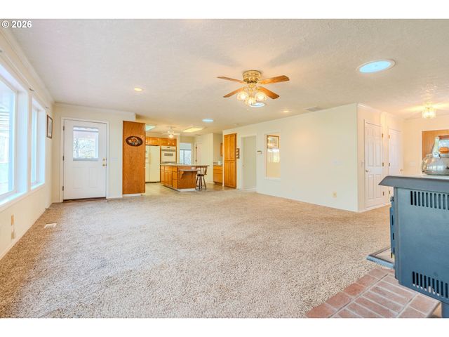 18183 Se RICHEY Rd, Gresham, OR 97080