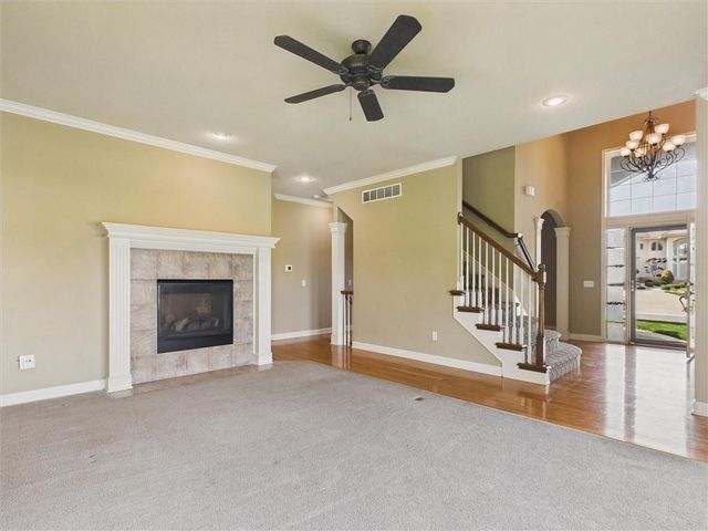 901 SW Drake Drive, Lee's Summit, MO 64082
