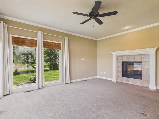 901 SW Drake Drive, Lee's Summit, MO 64082