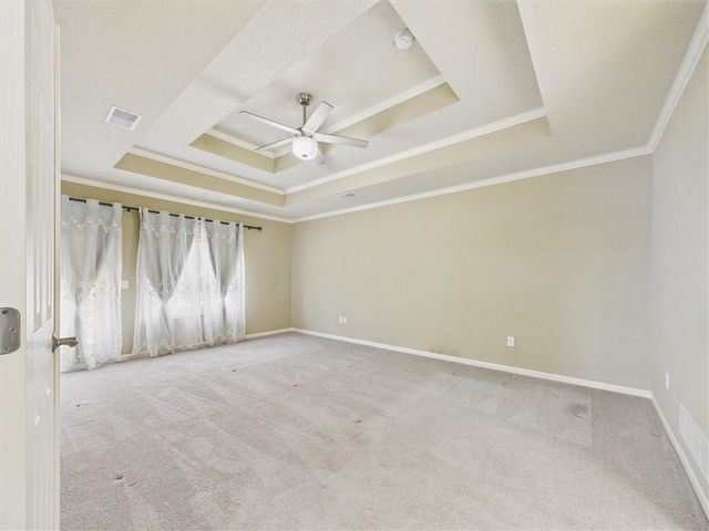 901 SW Drake Drive, Lee's Summit, MO 64082
