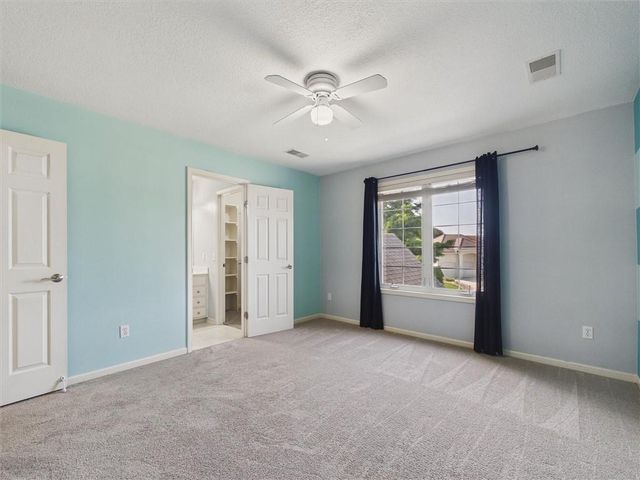 901 SW Drake Drive, Lee's Summit, MO 64082