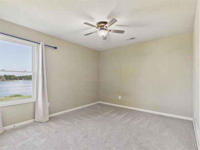 901 SW Drake Drive, Lee's Summit, MO 64082