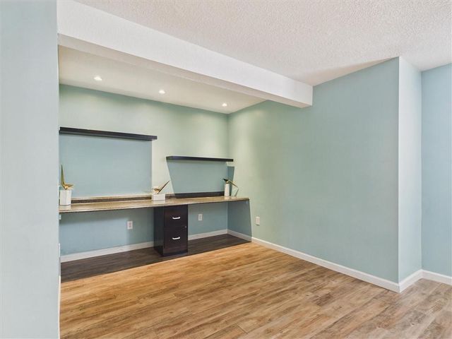 901 SW Drake Drive, Lee's Summit, MO 64082