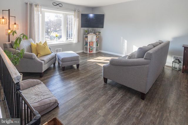 70 TARNSFIELD DR, Westampton, NJ 08060