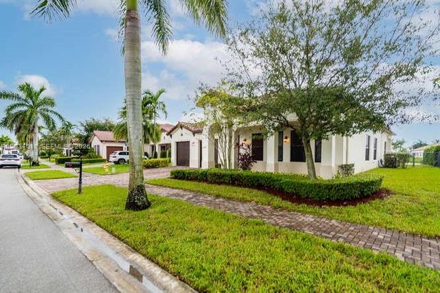 3091 NW 82nd Way, Cooper City, FL 33024