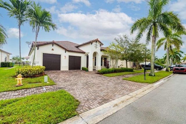 3091 NW 82nd Way, Cooper City, FL 33024