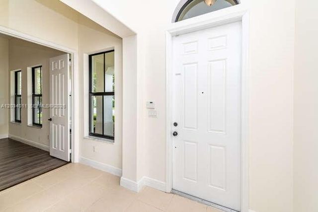 3091 NW 82nd Way, Cooper City, FL 33024