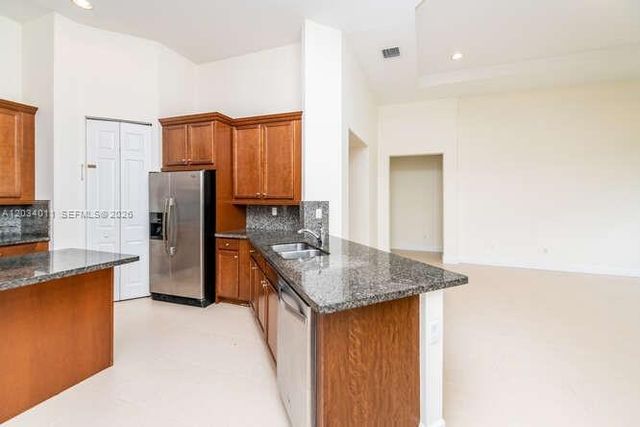 3091 NW 82nd Way, Cooper City, FL 33024