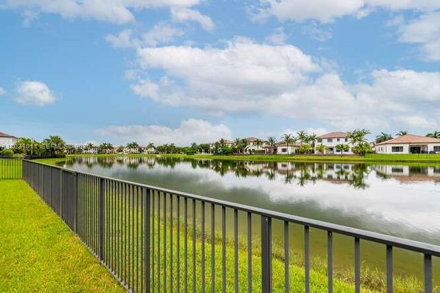 3091 NW 82nd Way, Cooper City, FL 33024