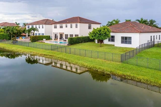 3091 NW 82nd Way, Cooper City, FL 33024