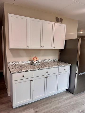 25 S Dellwood Avenue, Dellwood, MO 63135