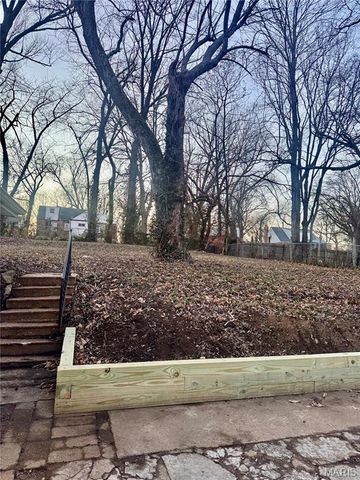 25 S Dellwood Avenue, Dellwood, MO 63135